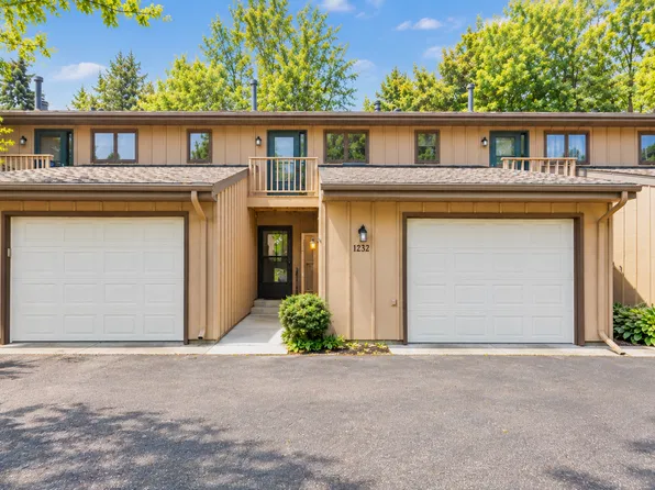 1232 Woodley St E, Northfield, MN 55057