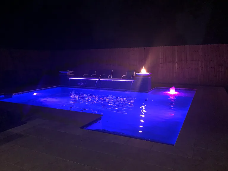 841 Aurora Ave — Photo 3