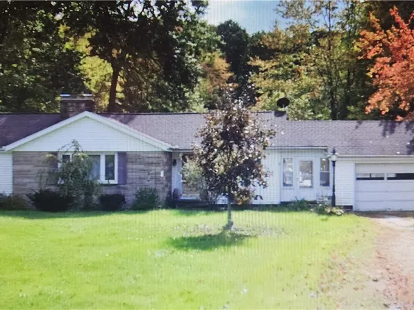 262 W Beech St, Jefferson, OH 44047