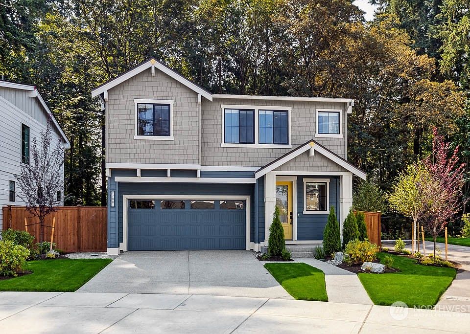 1st image of 9788 135th Avenue NE #8