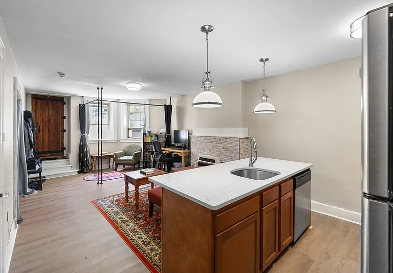 1107 E Genesee St #B — Photo 2