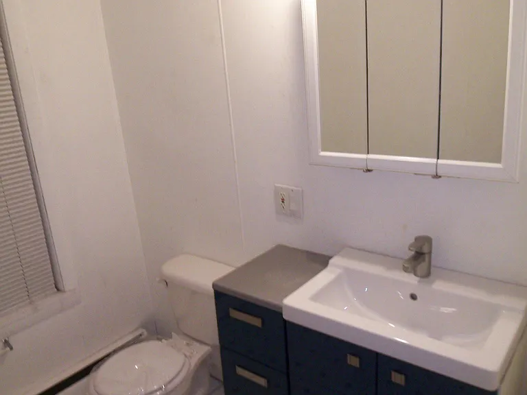 48 America St #1R — Photo 5