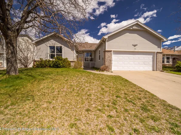 305 Ponderosa Cir, Parachute, CO 81635