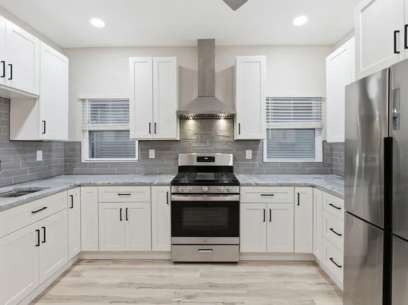 43 Lonsdale St Suite 2, Dorchester Center, MA 02124