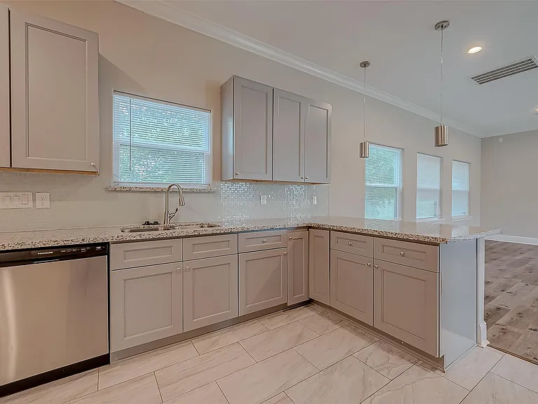 6022 Fite Rd — Photo 16