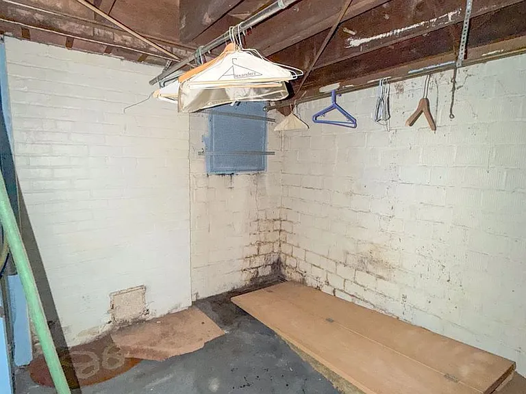 9392 Woodside St — Photo 23