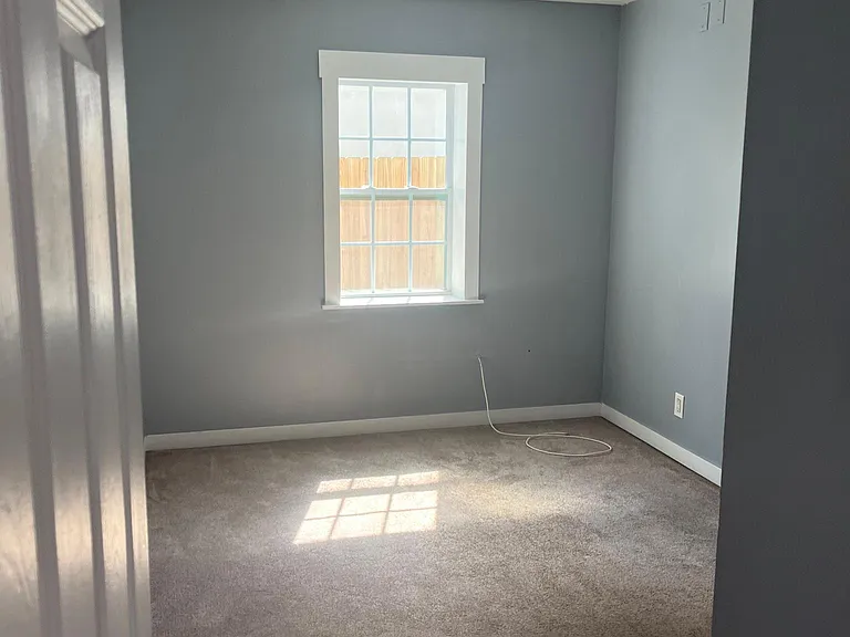 25 Nesmith Ave — Photo 3