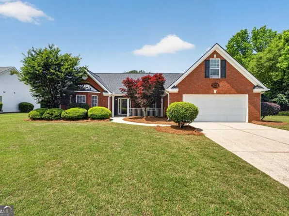 705 Annslee Ct, Loganville, GA 30052