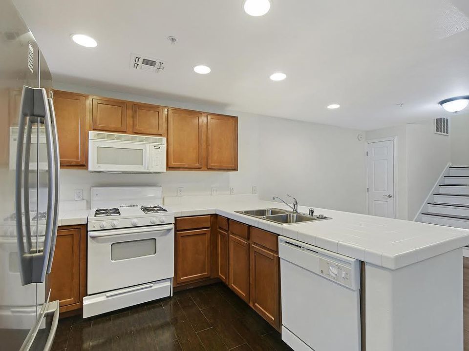 1st image of 4800 Westlake Pkwy #D
