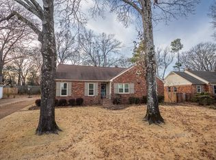 71 N Oak Grove Rd, Memphis, TN 38120