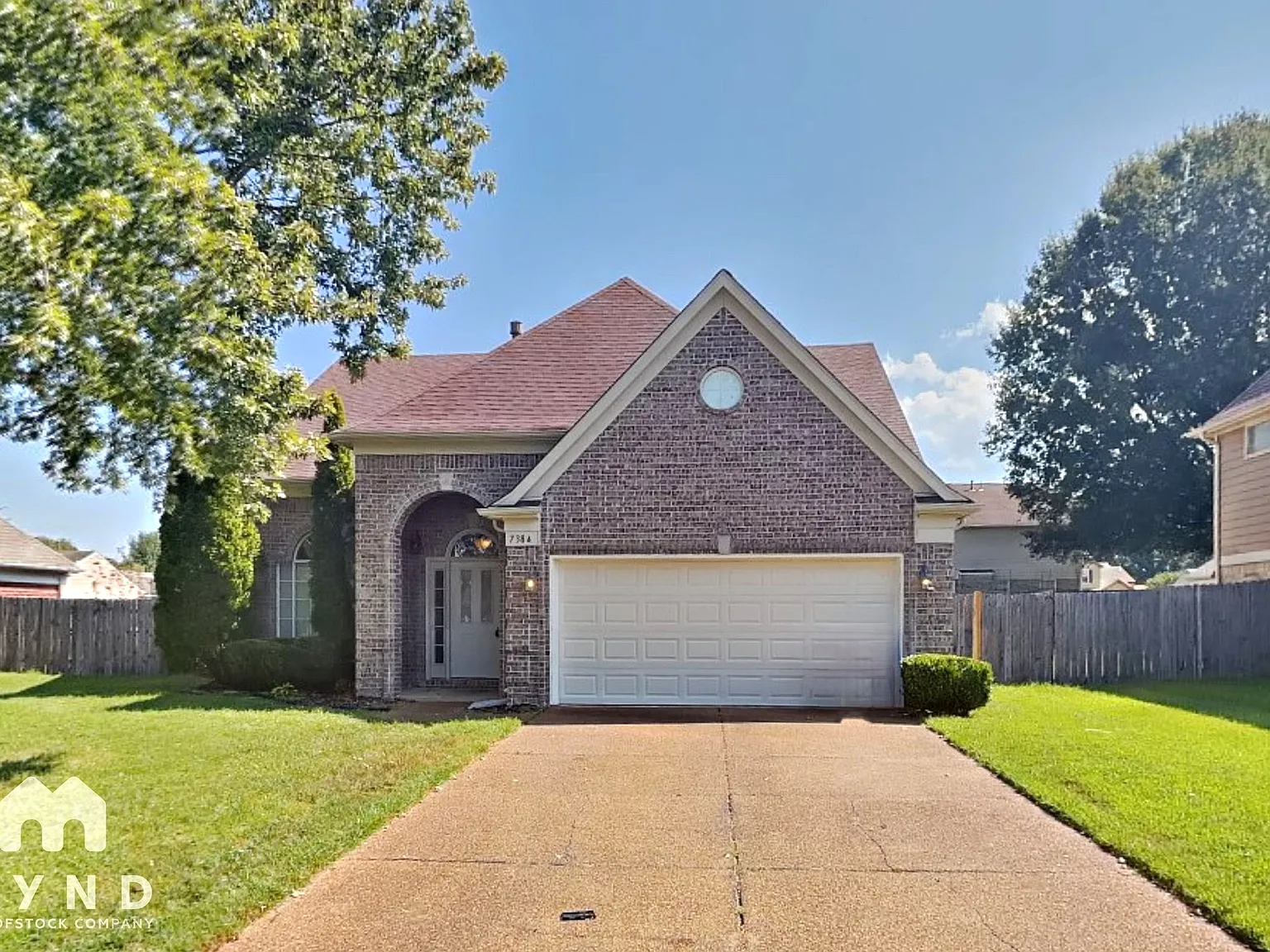 4 bed, 2.5 bath, 2277 sqft, $2,120 — Photo 1