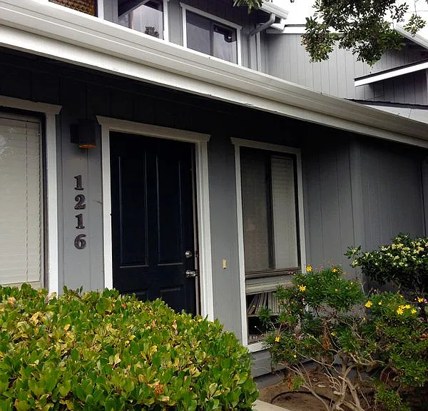 1216 Baden Ave — Photo 1