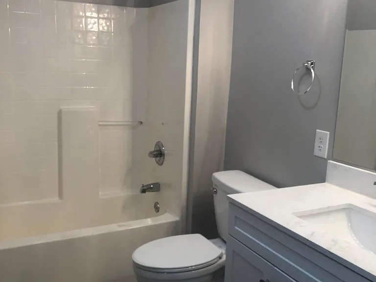 4741 NW Rochester Rd — Photo 2