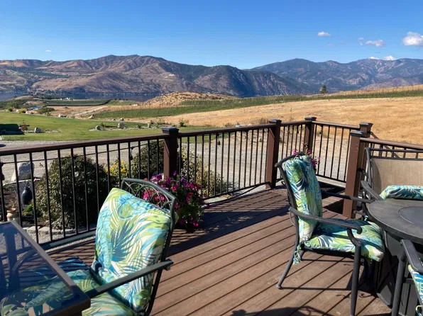 20 Bitterbrush Ln, Chelan, WA 98816