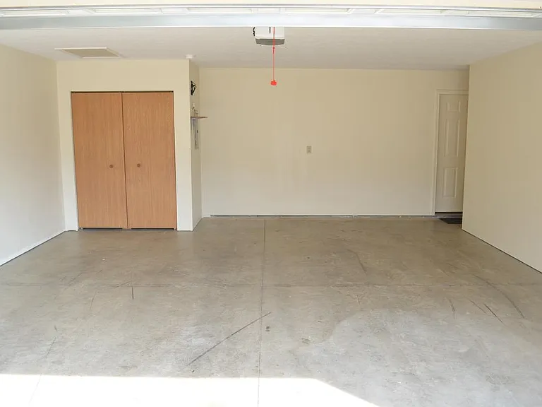 701 Altamonte Dr — Photo 10