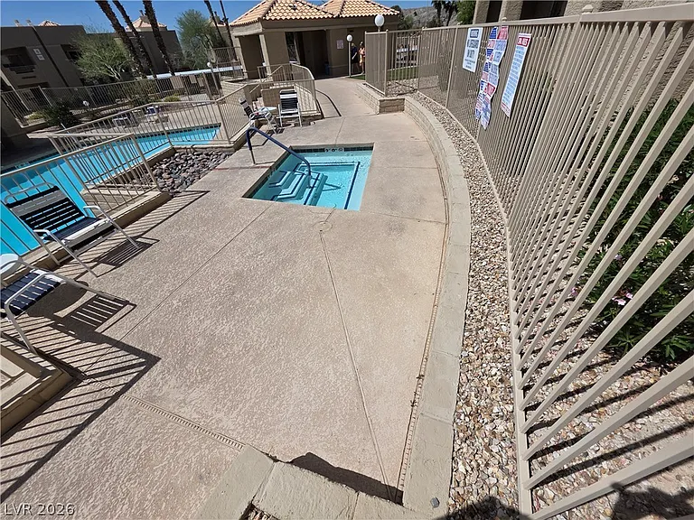 2200 Highpointe Dr #201 — Photo 25