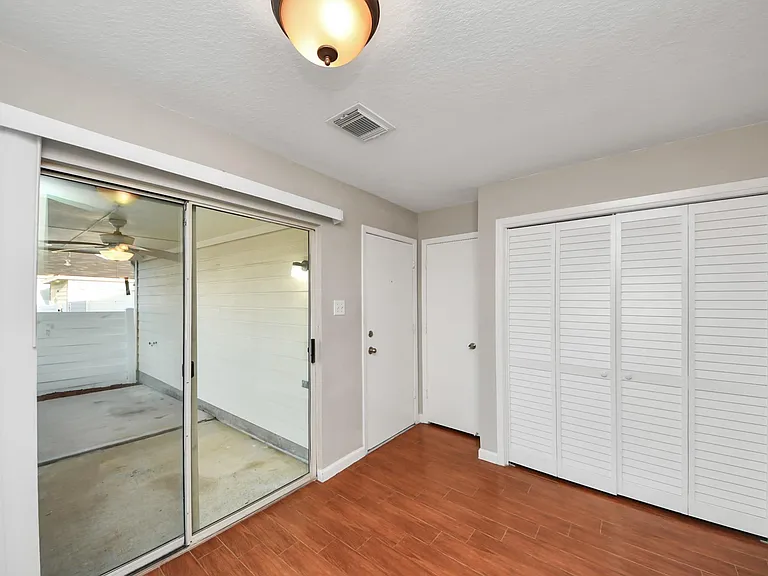 20641 Patriot Park Ln — Photo 17