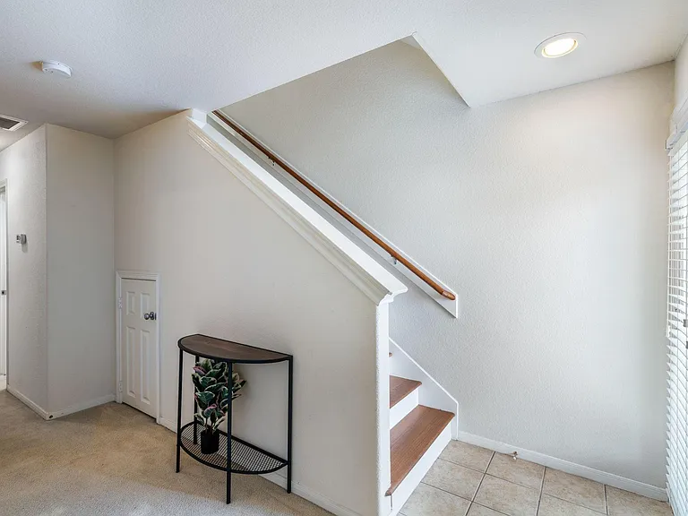 3210 Clearview Cir — Photo 35