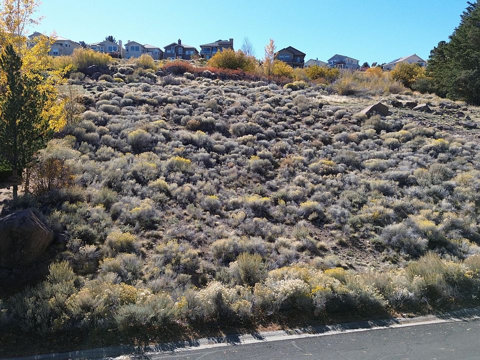 2nd image of 2815 Lake Ridge Shrs E