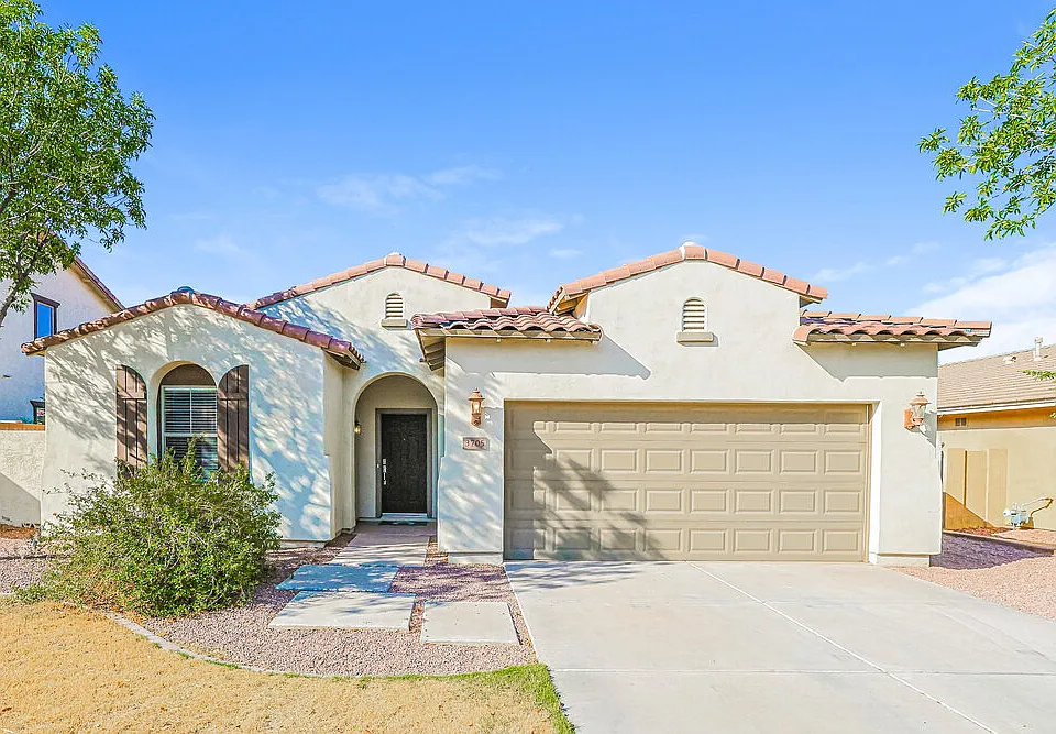 3705 E Jaguar Ave