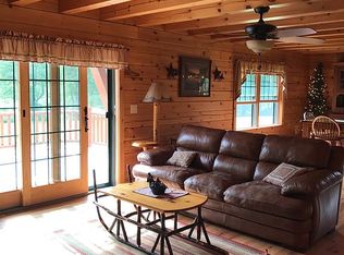 19 Snedeker Rd, Clifford Township, PA 18470