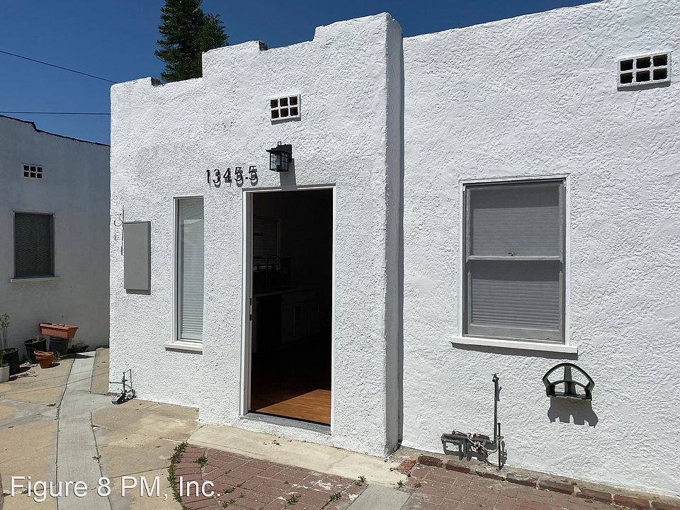 1st image of 1345 1/2 Quintero St