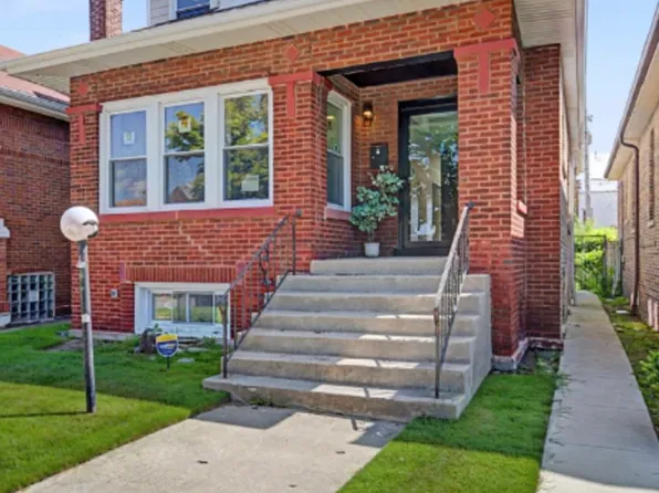 8445 S Luella Ave, Chicago, IL 60617