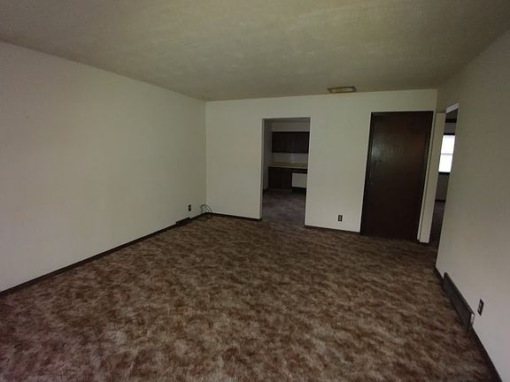 5th image of 3113 Cambridge St