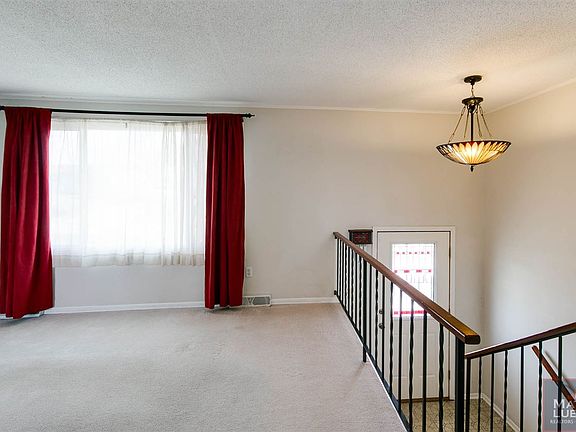 5th image of 1412 Hale Dr
