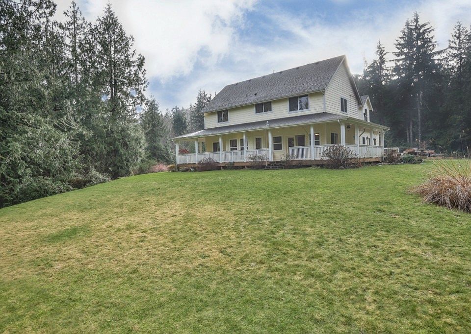 2nd image of 1347 SW Chipmunk Hill Ln