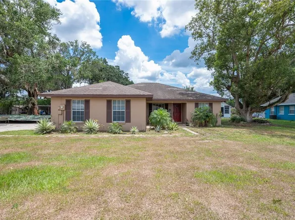 406 SE 3rd St, Fort Meade, FL 33841
