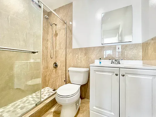 Rented by Century 21 Premier  | media 10