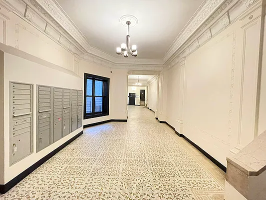 Rented by Bruma Realty LLC | media 16