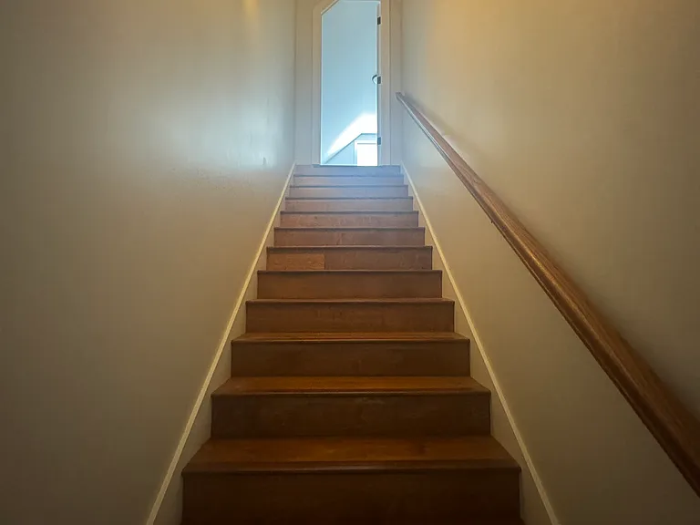 203 Eton Dr — Photo 15