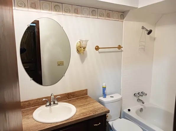 405 N Lockeport Dr, Edmond, OK 73003