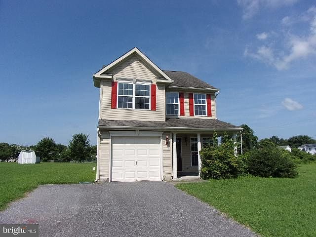 1st image of 100 Woodsedge Dr
