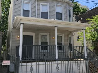 834 S 15th St, Newark, NJ 07108