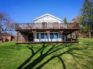 2841 Barkman Dr, Waterford, MI 48329