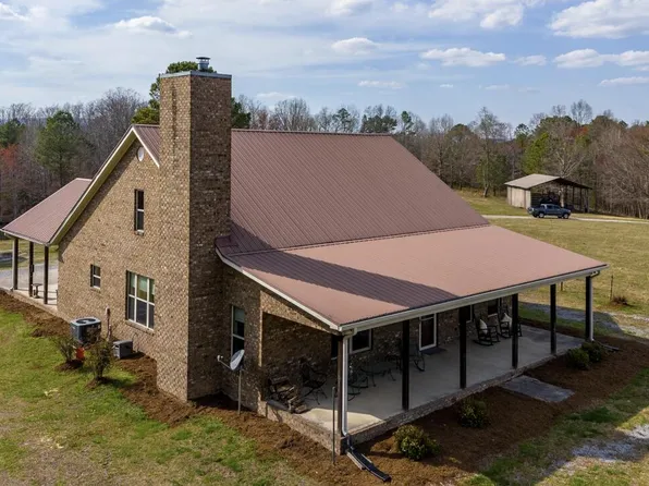2068 Corinth Rd, La Fayette, GA 30728