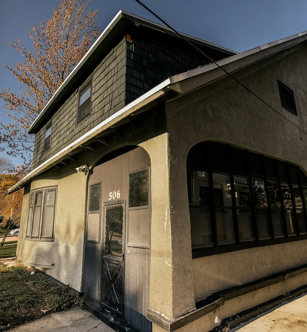 506 Prospect Avenue Southeast, Unit 1 — Photo 1