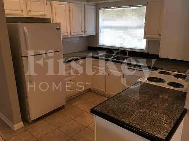 1521 Dess Dr — Photo 13