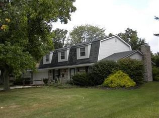 8900 Rooks Mill Ln, Dayton, OH 45458