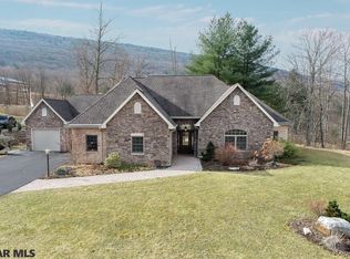 68 Pocahontas Trl W, Lock Haven, PA 17745