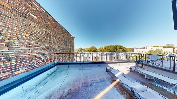 Rented by Skyhigh Realty NYC LLC | media 10