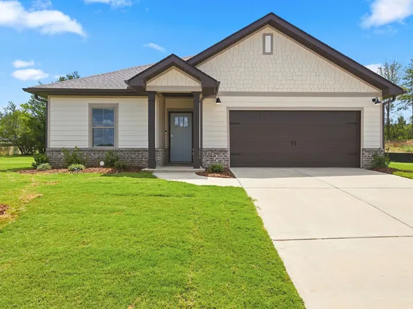 7211 Holly Creek Dr SE, Owens Cross Roads, AL 35763