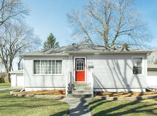 1505 12th St S, Moorhead, MN 56560