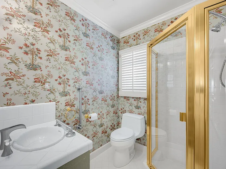 1071 E Avocado Crest Rd — Photo 8