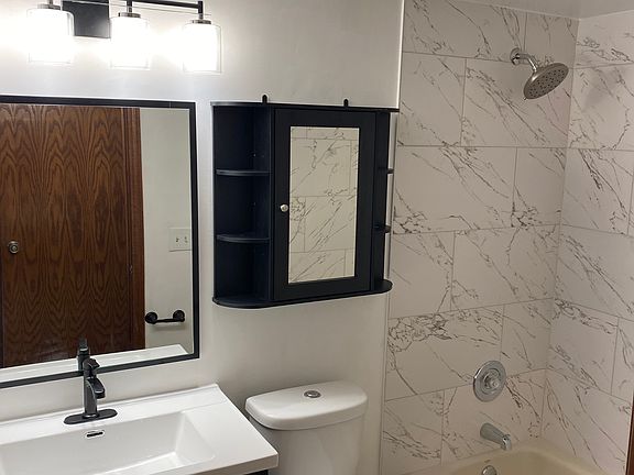 2nd image of 5411 W Lawrence Ave APT 2A