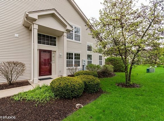 2nd image of 126 Red Rose Dr #126
