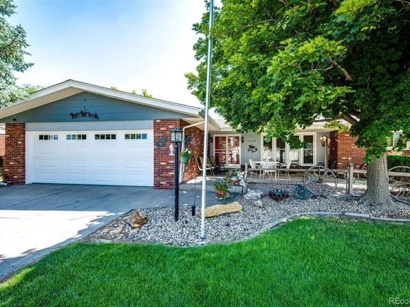 1634 Longbranch Street, Strasburg, CO 80136